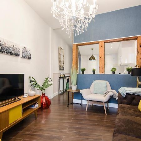 Apartamento En Santa Ana - Sol Мадрид Екстериор снимка