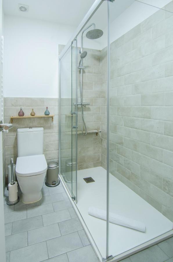 Apartamento En Santa Ana - Sol Мадрид Екстериор снимка