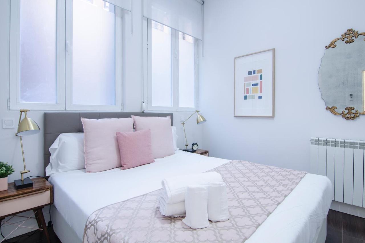 Apartamento En Santa Ana - Sol Мадрид Екстериор снимка