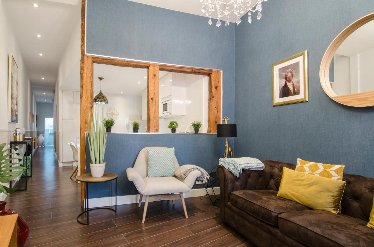 Apartamento En Santa Ana - Sol Мадрид Екстериор снимка