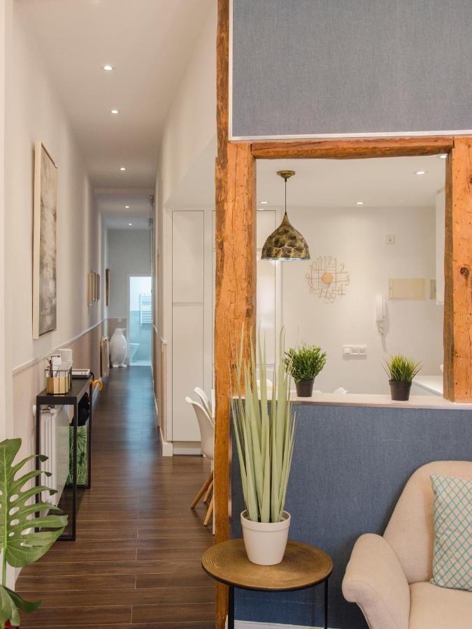 Apartamento En Santa Ana - Sol Мадрид Екстериор снимка